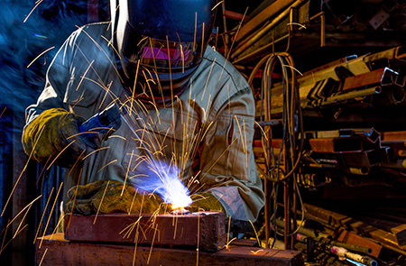 Producer Price Index in Oman Rises by 4.1 %